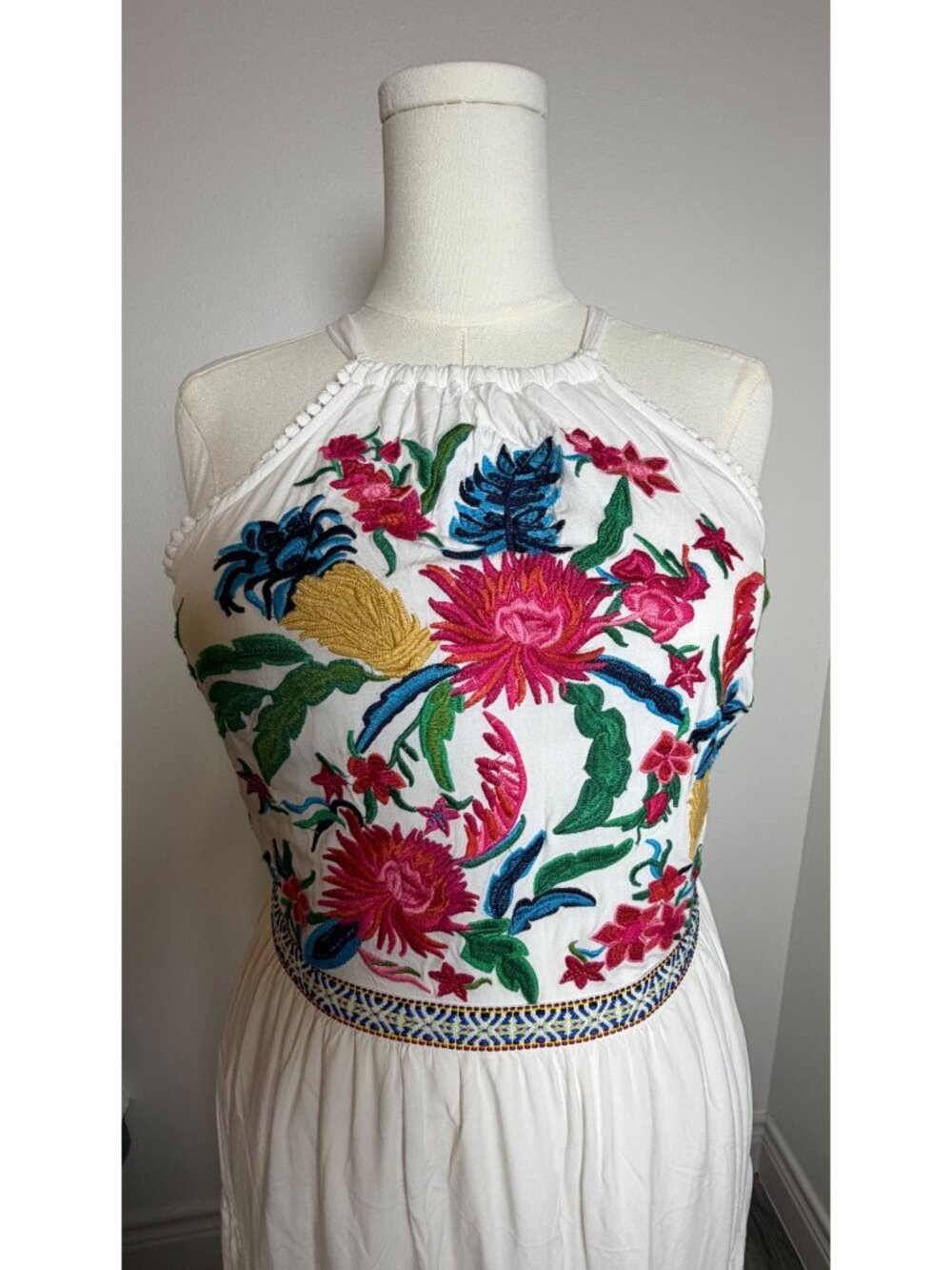 Solitaire Chic Floral Embroidered Sleeveless Maxi Dress Boho Tiered Halter Neck - Picture 8 of 14